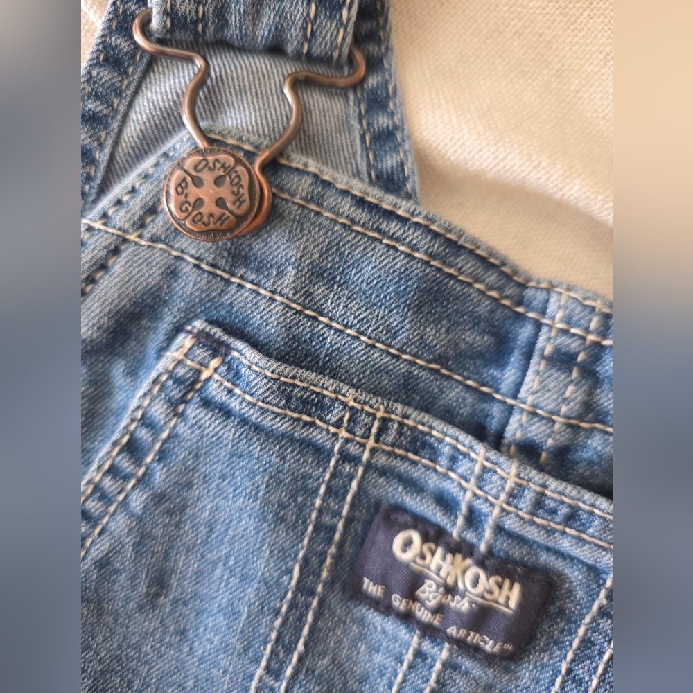 OshKosh B'gosh Classic Denim Overall Bib Dungarees Vestbak Toddler Rugged Sz 4t - Picture 5 of 8